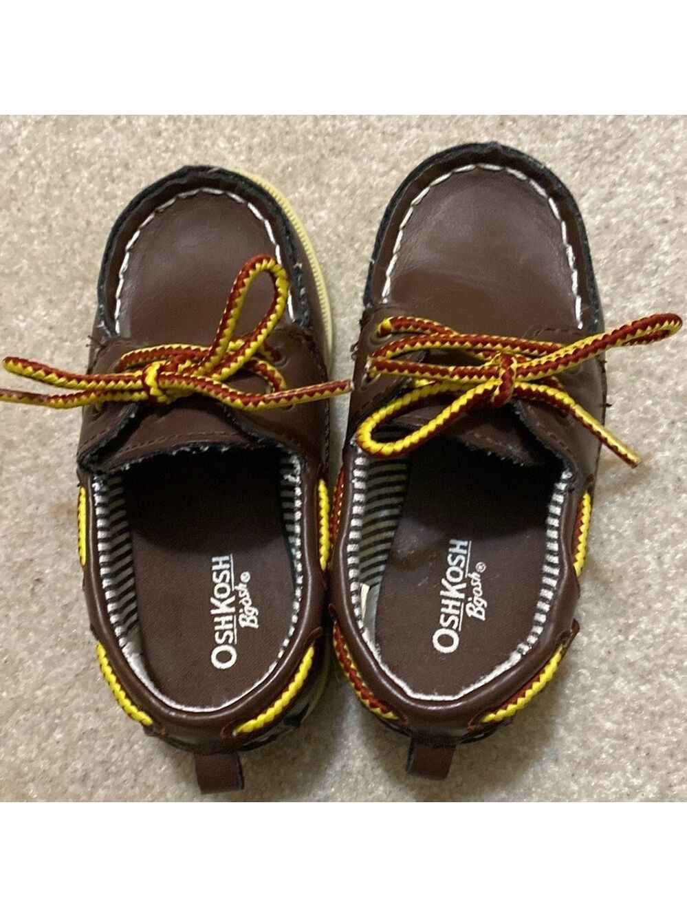 OshKosh B'gosh Boys Boat Shoes Size 7